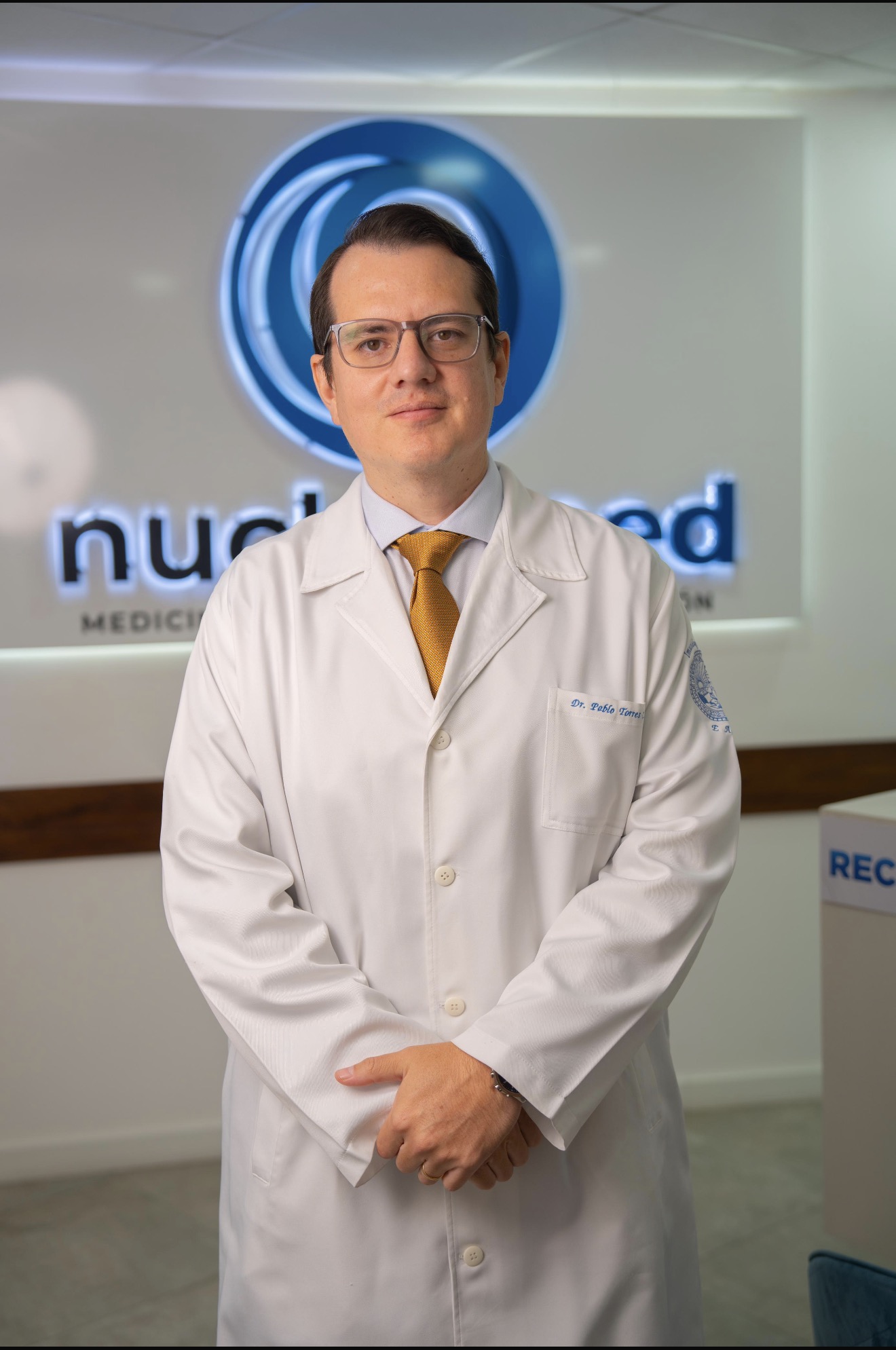 Dr. Pablo Torres Córdova